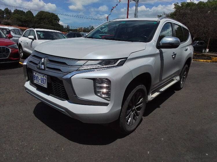 Mitsubishi Montero